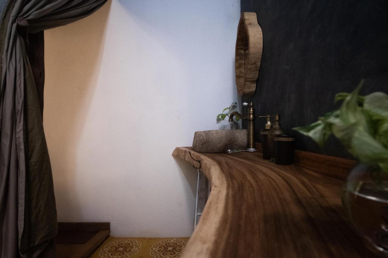 Leranda Homestay Hue Exterior photo